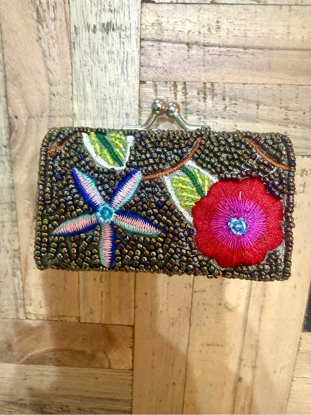Y2K Vintage Hand Beaded Flower Lipstick Holder Micro Mini Purse Cottagecore Boho - Picture 3 of 4